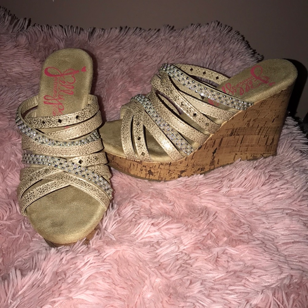 Wedges (New)